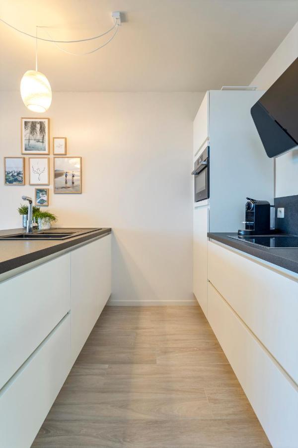 Ruim Appartement Aan De Jachthaven Blankenberge Exterior photo
